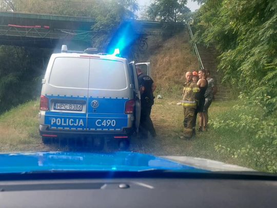 Obywatel Ukrainy przepływał Wisłę wpław! Po drugiej stronie rzeki czekali strażacy, WOPR i policjanci