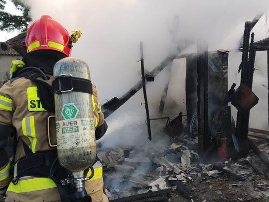 Pożar budynku gospodarczego w gminie Włocławek, Akcja gaśnicza trwała ponad 2 godziny