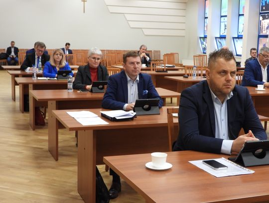 Radni przegłosowali podniesienie stawek podatku od nieruchomości 