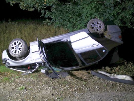 BMW dachowało po zderzeniu z Volkswagenem. Kierowca miał 1,9 promila alkoholu