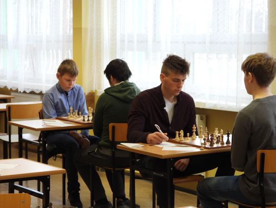 Rozpoczął się Feryjny Turniej Szachowy 