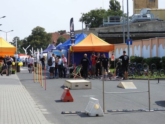 Rozpoczyna się Zielony Festiwal. Wydarzenie odbywa się na parkingu pod mostem