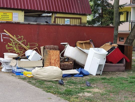 Rusza wakacyjna zbiórka odpadów wielkogabarytowych. Jutro Środmieście i Zawiśle 