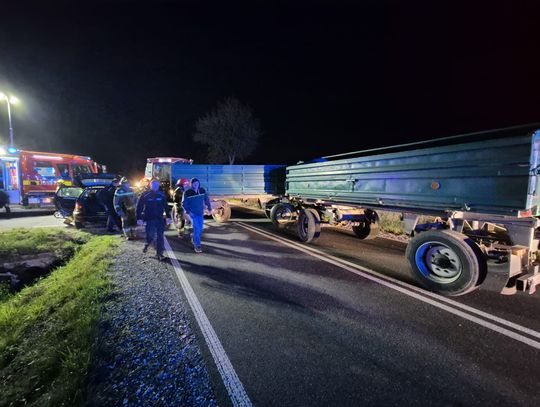 Zderzenie ciągnika z autem osobowym wypadek