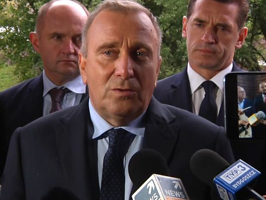 Schetyna pojawił się we Włocławku. Skrytykował podejście PiS-u do samorządności i obiecał inwestowanie w mało zarabiających 