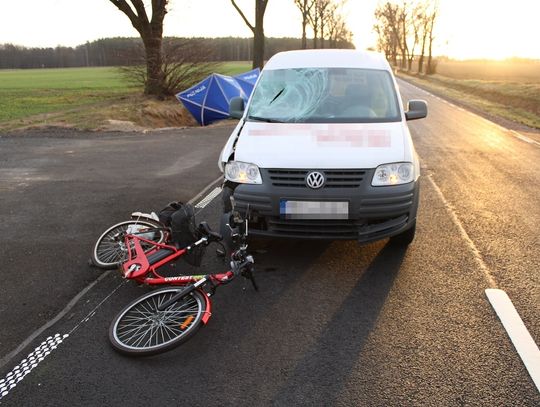 Śmiertelne potrącenie 58-letniej rowerzystki w gm. Baruchowo  