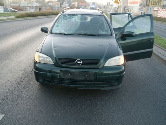 Śmiertelne potrącenie na Okrzei. Nie żyje 51-letni mężczyzna 