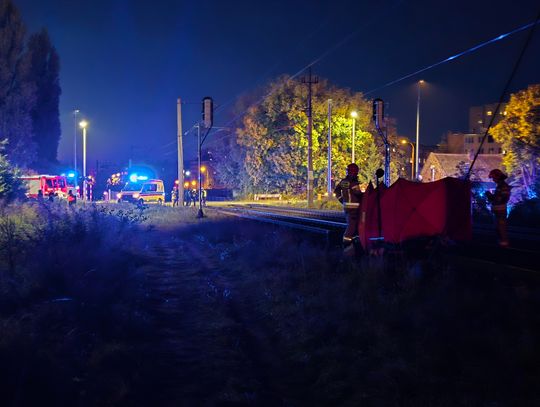 [aktualizacja] Śmiertelne potrącenie na przejeździe kolejowym przy ul. Wienieckiej. Na miejscu pracuje prokurator
