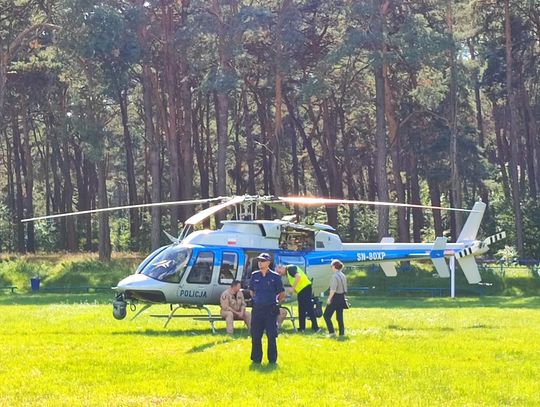 Śmigłowiec policyjny na stadionie Zazamcze. Będą transportować serce