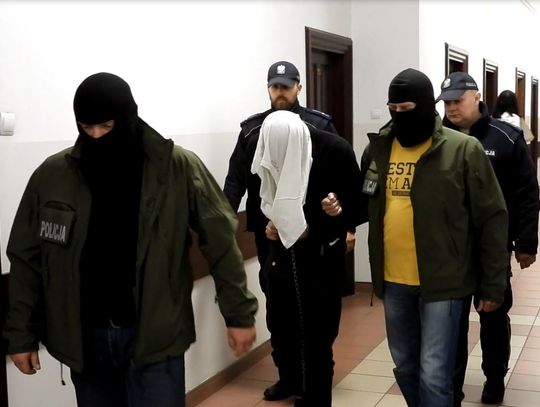 Sprawca strzelaniny doprowadzony do sądu. Trafi do szczecińskiego aresztu 