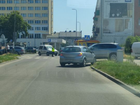 Straż Miejska i pogotowie ratunkowe w Śródmieściu. Co działo się wczoraj na ul. Bauera?