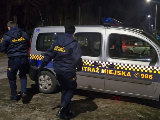 Straż Miejska rusza z kontrolami miejsc w których przebywają bezdomni. Jesienią i zimą zgłaszaj takie miejsca