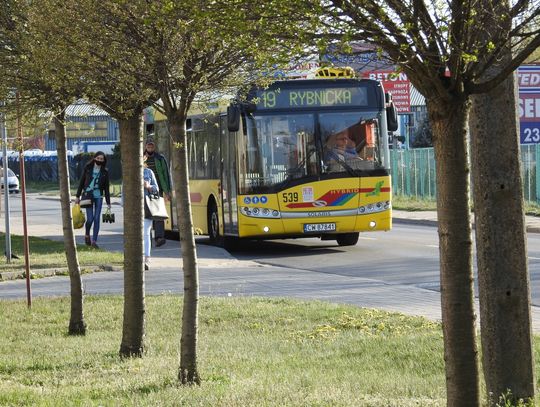 Strażnicy Miejscy skontrolują czy nosimy maseczki w MPK. Na czyją prośbę?