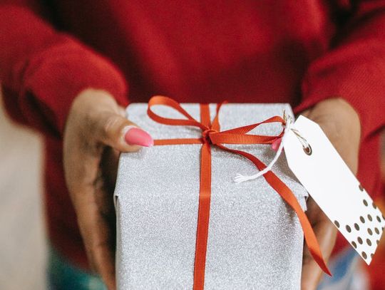 Świąteczne paczki dla 12 dziewczynek z Domu Dziecka. Pomożecie?