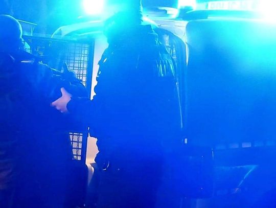 Szarpanina mieszkańców z policją. Co wydarzyło się na Płockiej? 