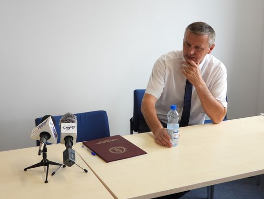 Szpitalem pokieruje kobieta. Dyrektor Bruzdowicz złożył rezygnację. Za sytuację w szpitalu obwinia polityków