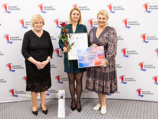 Terapia zajęciowa skuteczniejsza niż leki. Nagrodzono Kamilę Tomczak z WTZ we Włocławku