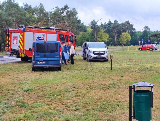 Tragedia na Łanowej 6. Z dachu wieżowca prawdopodobnie skoczył mężczyzna. Zginął na miejscu