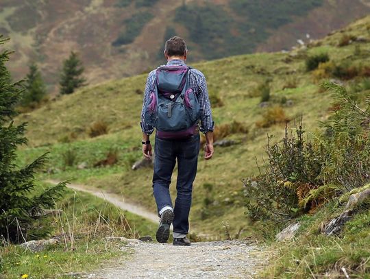 Trekking a hiking – co je różni, a co łączy?