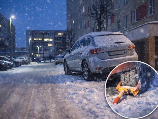 Tu lepiej nie parkować. 8 pojazdów z blokadami na kołach