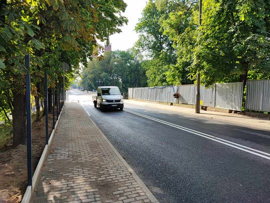 Ul. Wyszyńskiego udostępniona dla ruchu po długim remoncie, jednak to nie koniec prac