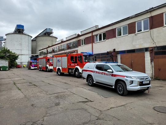 Uszkodzenie rurociągu w regionie. Na miejscu działali strażacy z Włocławka