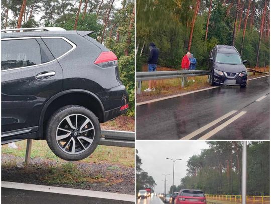 Utrudnienia na ul. Wiejskiej – Nissan zawisł na barierkach przy nowym rondzie