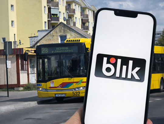 W biletomatach autobusowych MPK od teraz można płacić Blik
