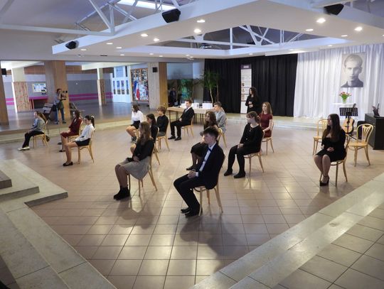 W IV LO trwa Wojewódzki Konkurs Poezji K. K. Baczyńskiego