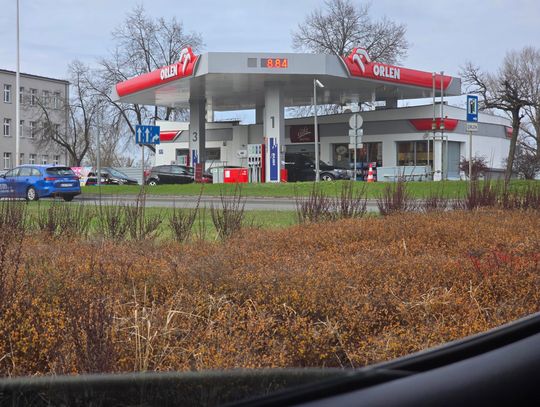 W nocy z poniedziałku na wtorek wszedł w życie pakiet „Ceny Paliwa Niżej”