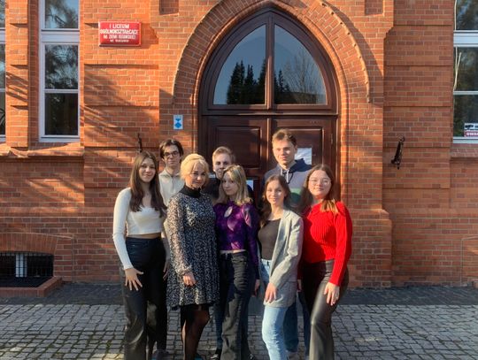 W Polsce średnio marnuje się blisko 5 mln ton żywości. Licealiści z LZK pokażą jak można ratować żywność przed wyrzuceniem