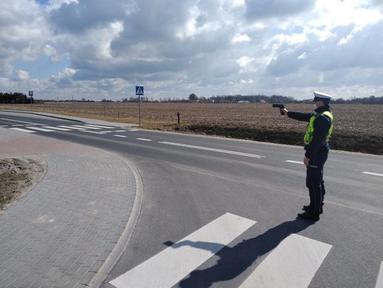W sobotę mundurowi przeprowadzili 200 kontroli drogowych. 123 zakończyły się mandatami