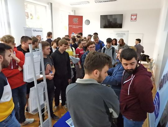 W Zespole Szkół Technicznych odbyły się targi pracy
