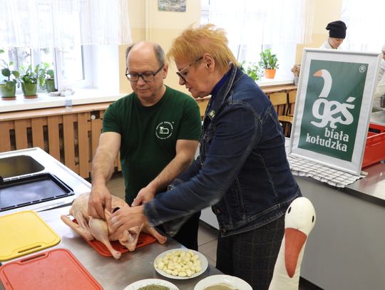 Warsztaty kulinarne w ZSCh. Przygotowywano potrawy z gęsi