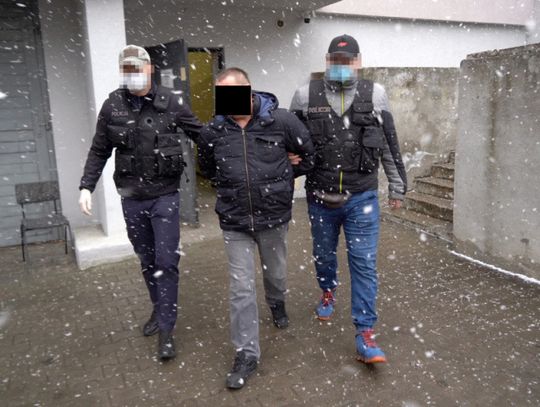 Włocławianie podejrzani o prowadzenie agencji towarzyskiej zwolnieni z aresztu tymczasowego