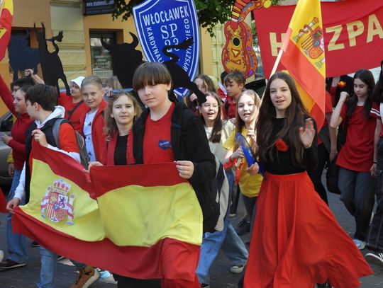 Włocławscy uczniowie uczestniczyli w Paradzie Schumana