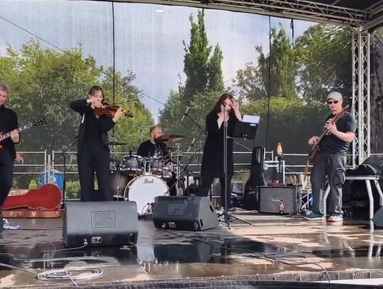 Włocławski zespół MostOwy nagrał swój pierwszy singiel. „Zaufaj mi” to rockowa ballada