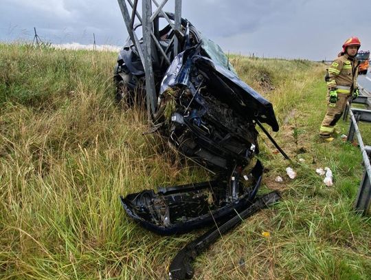 Wypadek na autostradzie A1. Jedna osoba w szpitalu