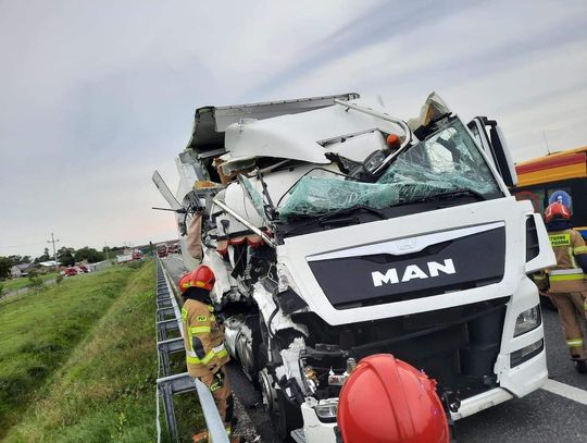 Wypadek na autostradzie A1. Lądował śmigłowiec LPR