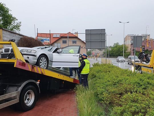 Wypadek na ul. Okrzei. Kierowca BMW uderzyło w motocykl 