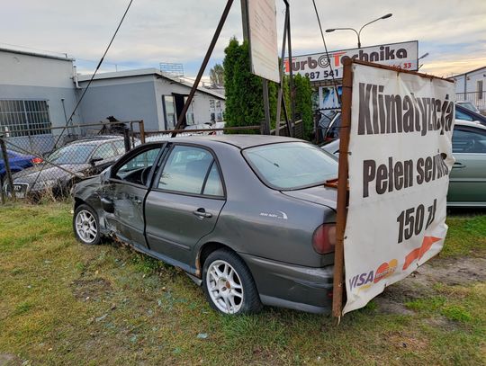 Wypadek na ulicy Kruszyńskiej. Zderzyły się trzy samochody