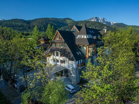 Wysoki standard pokoju hotelowego.  Dowiedz się więcej o nowoczesnych obiektach dla wczasowiczów