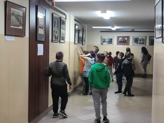 Wystawie "Włocławskie Zawiśle w starej fotografii" w ZS nr 8 nadano imię Ireny Pietruszczak