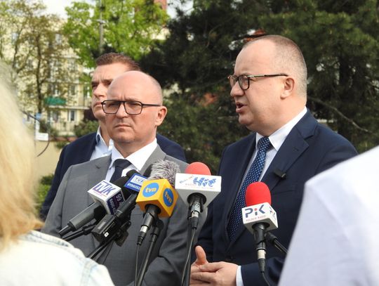 Silne wsparcie dla M. Wojtkowskiego w przededniu drugiej tury wyborów. Minister obiecuje fundusze dla miasta