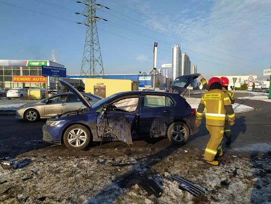 Z ostatniej chwili. Zderzenie pojazdów na Al.Kazimierza Wielkiego, są utrudnienia
