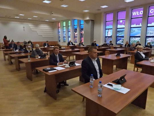 Za nami Sesja Rady Miasta. Radni pytali m. in. o aptekę całodobową i miejskie spółki