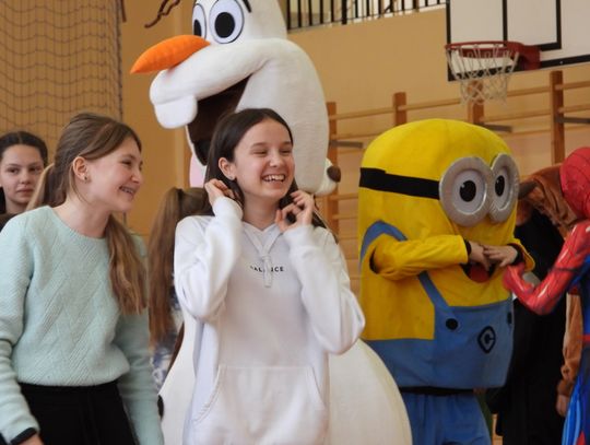 Zabawa integracyjna dla dzieci z Polski i Ukrainy w Szkole Podstawowej nr 2