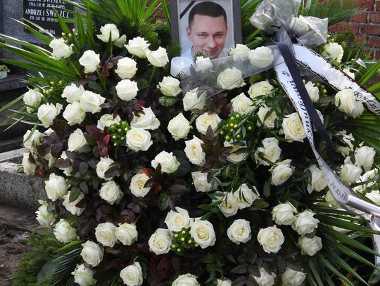 Zarzut tzw. zabójstwa drogowego dla sprawcy wypadku, w którym zginął 33-letni Adam z Włocławka 