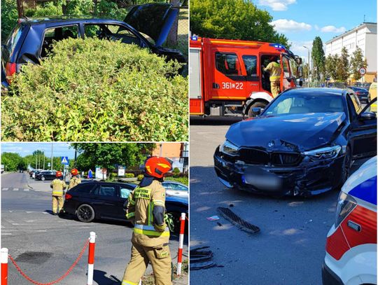 Zdarzenie BMW i Volkswagena. Droga zablokowana, są poszkodowani