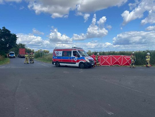 Zderzenie ciężarówki i Opla w regionie. Dwie osoby zginęły